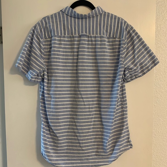 The Rail Button Down - Picture 5 of 5